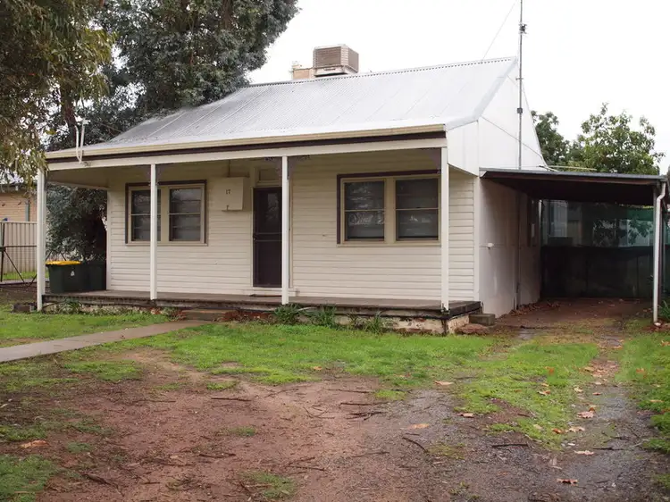 17 Elwin Street, Narrandera NSW 2700