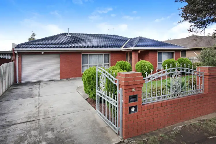 12 Kingsmead Close, Sunshine North VIC 3020