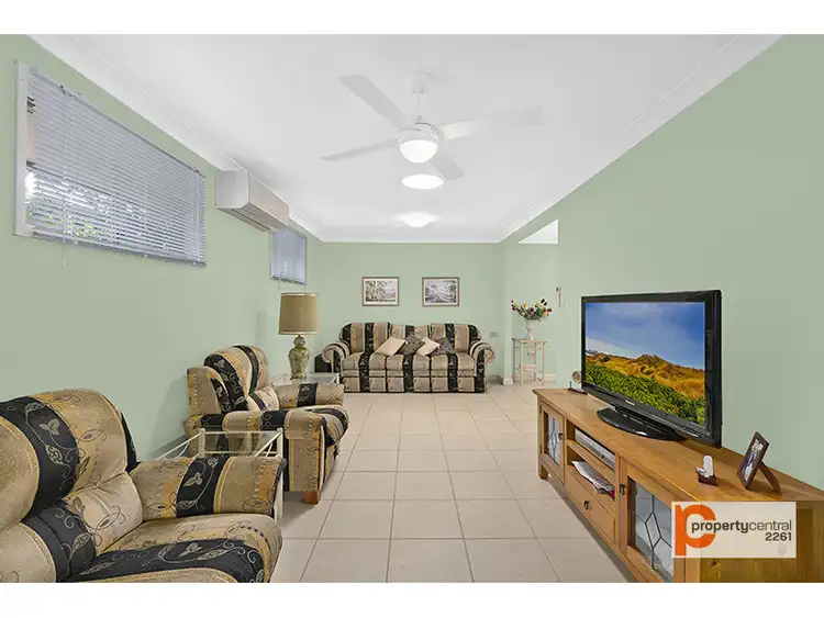 Fifth view of Homely house listing, 10 St James Avenue, Berkeley Vale NSW 2261