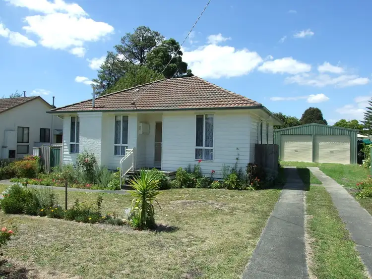 15 Caldwell Street, Moe VIC 3825