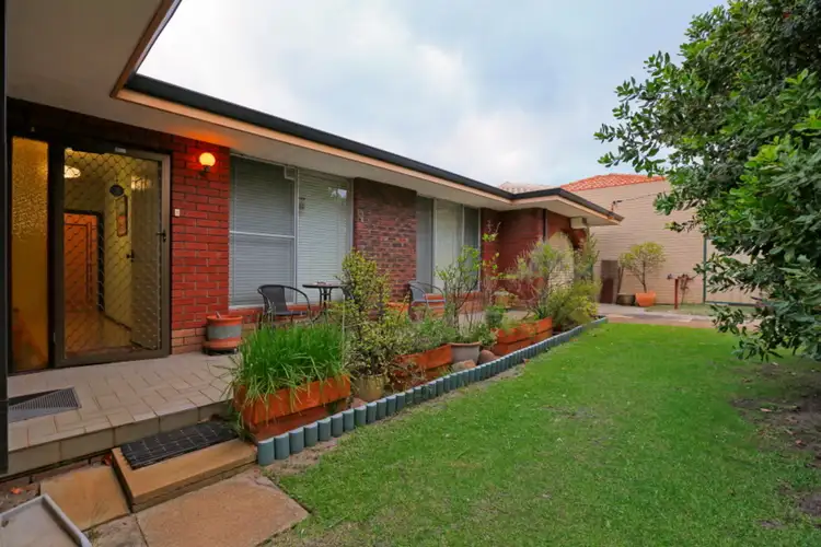 216 Warton Road, Huntingdale WA 6110