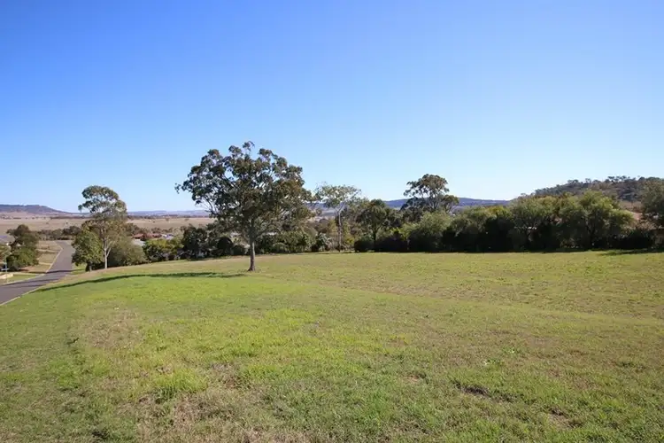 11 Ryans Drive, Cotswold Hills QLD 4350