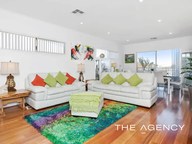 Second view of Homely house listing, 5 Rubus Vista, Halls Head WA 6210