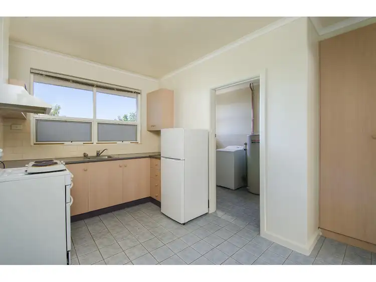 Third view of Homely flat listing, 10/48 Lakes Terrace East, Mount Gambier SA 5290