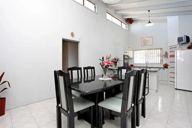 Fifth view of Homely house listing, 10 Plymouth Close, Sunshine North VIC 3020