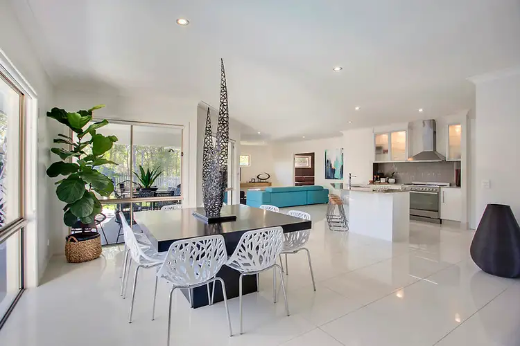 Second view of Homely house listing, 2 Platinum Court, Gilston QLD 4211