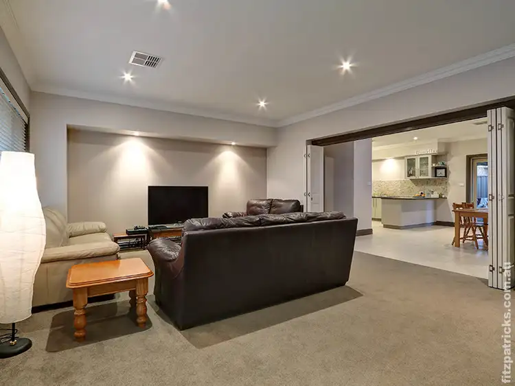Second view of Homely house listing, 10 Fisher Place, Lloyd NSW 2650