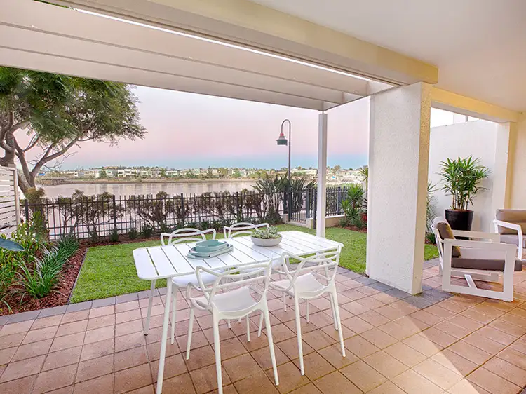 Main view of Homely apartment listing, 15 Vernon Terrace, Teneriffe QLD 4005
