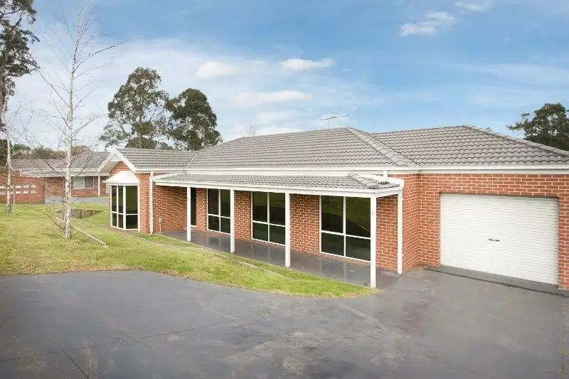 Main view of Homely unit listing, 2/34 Longwarry Road, Drouin VIC 3818