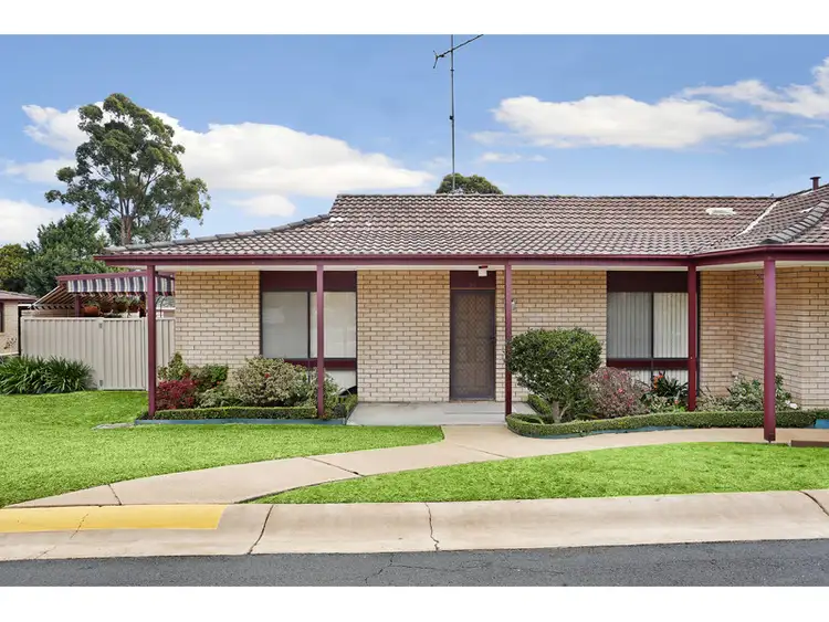 25/31 Crookston Drive, Camden South NSW 2570