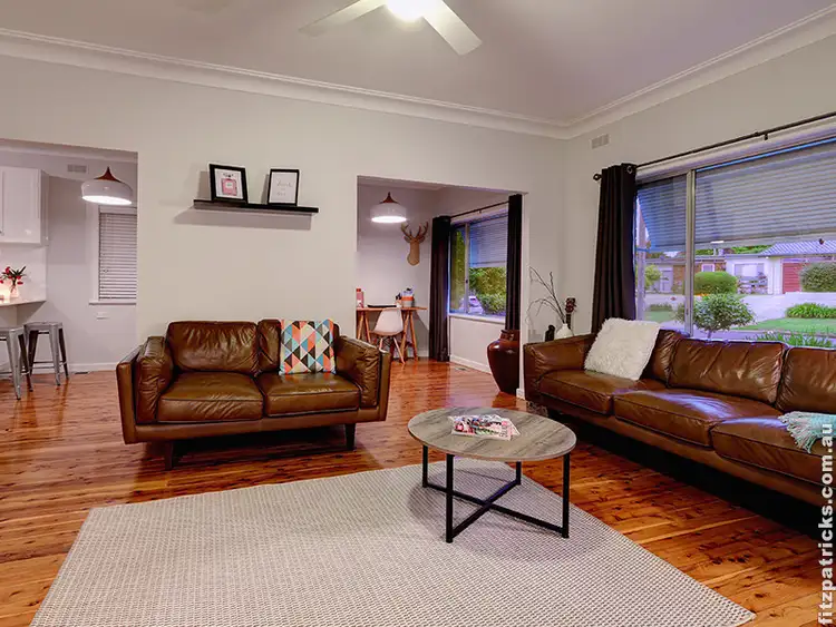 Fifth view of Homely house listing, 7 White Avenue, Kooringal NSW 2650