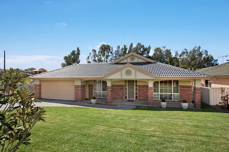 9 Featherwood Place, Thornton NSW 2322