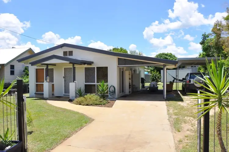 8 Cec Wilson Drive, Mareeba QLD 4880