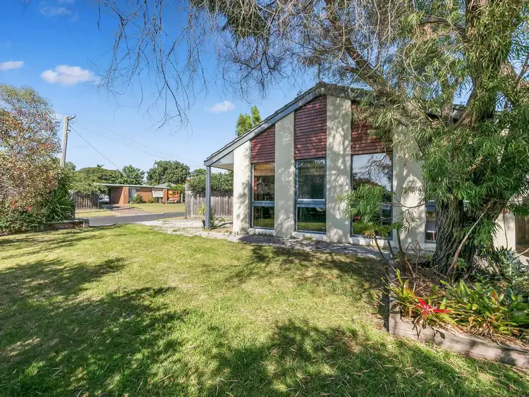 15 Cawarra Street, Mornington VIC 3931
