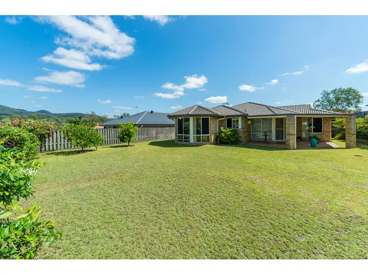 33 Taroona Circuit, Oxenford QLD 4210