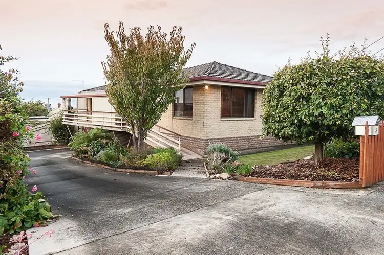 3 Hampson Street, Penguin TAS 7316