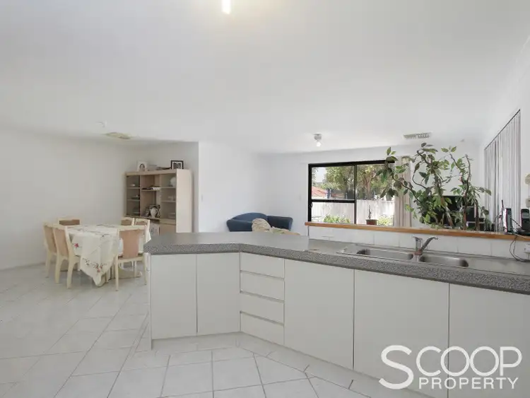 Sixth view of Homely house listing, 10 Roche Way, Beeliar WA 6164