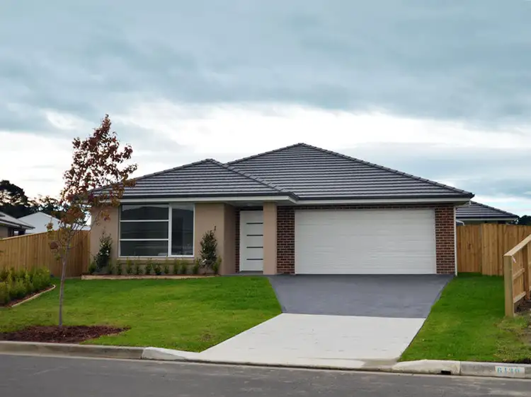 33 Kerrigan Crescent, Elderslie NSW 2570