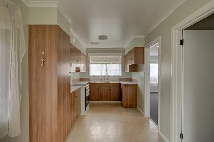 Second view of Homely house listing, 5 Floral Place, Warrnambool VIC 3280