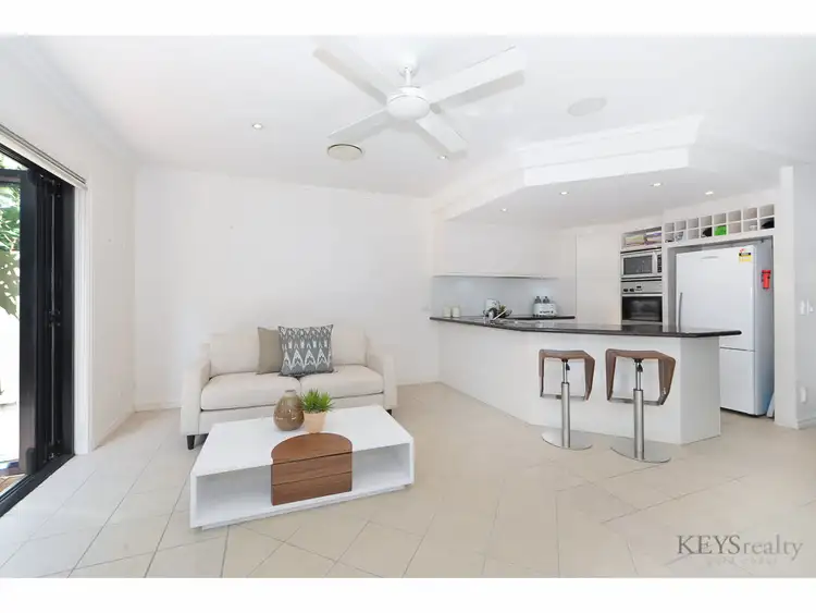 Fifth view of Homely villa listing, 1/49 Cronin Avenue, Main Beach QLD 4217