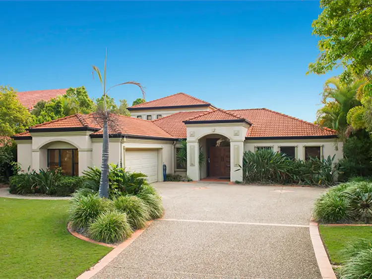 3135 Riverleigh Drive, Hope Island QLD 4212
