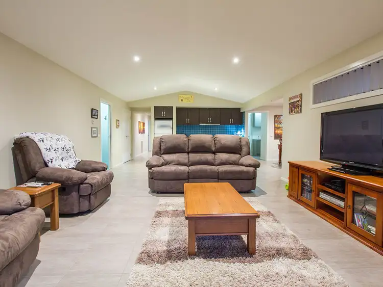 Sixth view of Homely house listing, 33 Banksia Crescent, Tyabb VIC 3913