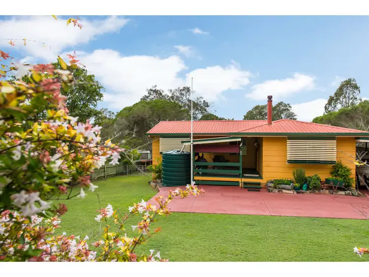 Second view of Homely house listing, 17 Railway Terrace, Crows Nest QLD 4355