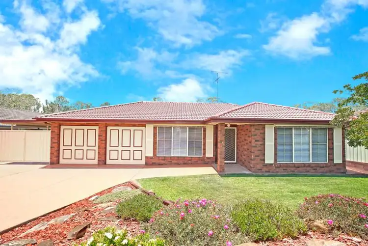 18 Cartwright Place, Glenmore Park NSW 2745