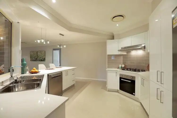 33 Brigadoon Avenue, Glenmore Park NSW 2745