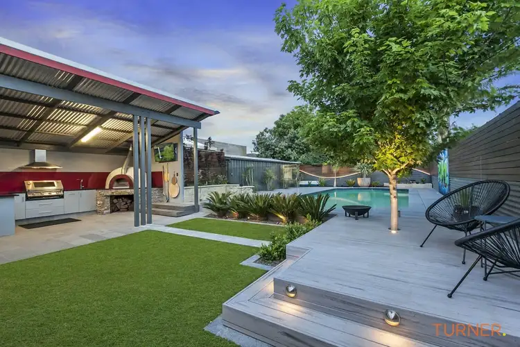 32 Hillsea Avenue, Clearview SA 5085