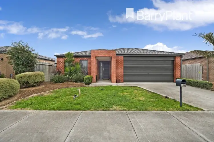 100 Melissa Way, Pakenham VIC 3810