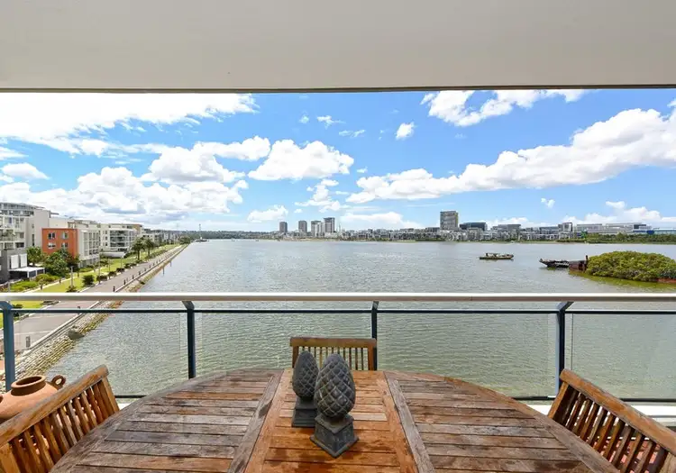 74/27 Bennelong Parkway, Wentworth Point NSW 2127