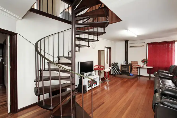 Fourth view of Homely house listing, 7 Tania Street, Sunshine North VIC 3020