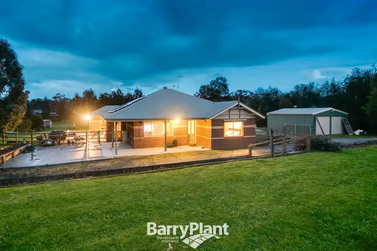 14 Nottingham Court, Drouin VIC 3818