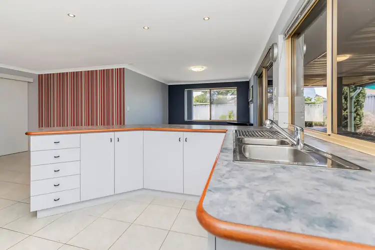 Fifth view of Homely house listing, 7 Simla Place, Caversham WA 6055