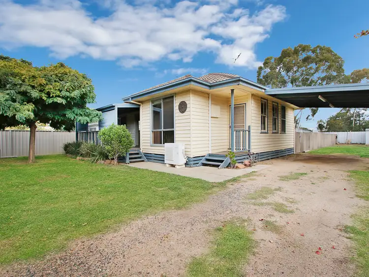 30 Roe Street, Benalla VIC 3672