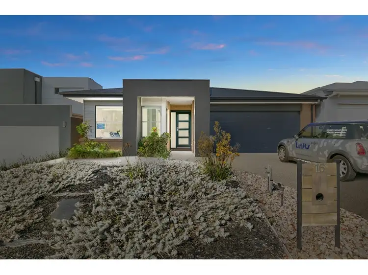 16 Point Close, Torquay VIC 3228
