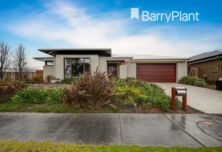 22 Shakespeare Grove, Officer VIC 3809
