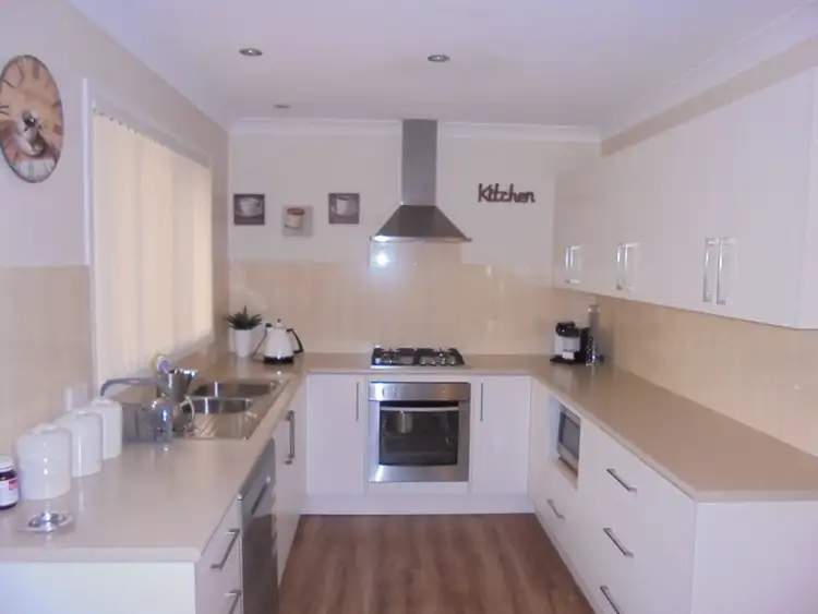 Fifth view of Homely house listing, 9 Gadshill Place, Rosemeadow NSW 2560