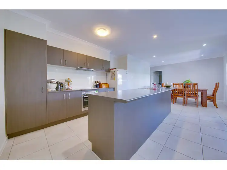 44 Cocoanut Point Drive, Zilzie QLD 4710
