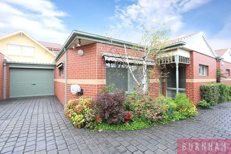 2/15 Geelong Road, Footscray VIC 3011
