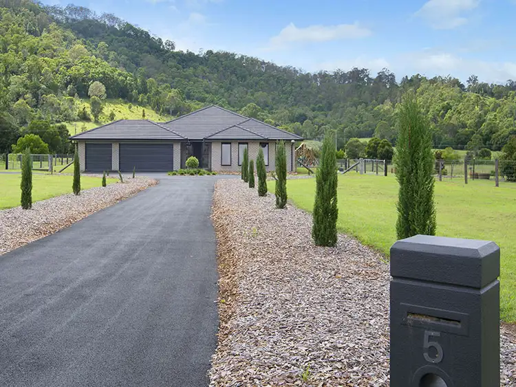 5 Brady Street, Dayboro QLD 4521