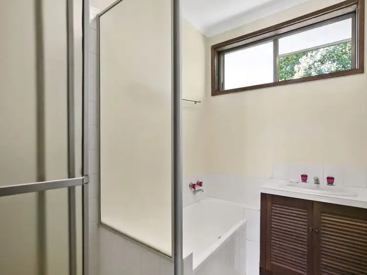 Sixth view of Homely unit listing, 4/25 Barkly Street, Mornington VIC 3931