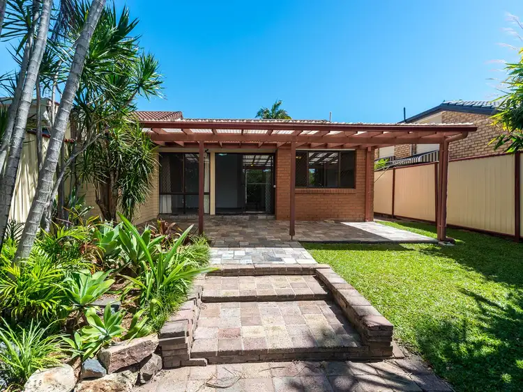 Fourth view of Homely semi-detached listing, 2/9 Ash Court, Arundel QLD 4214