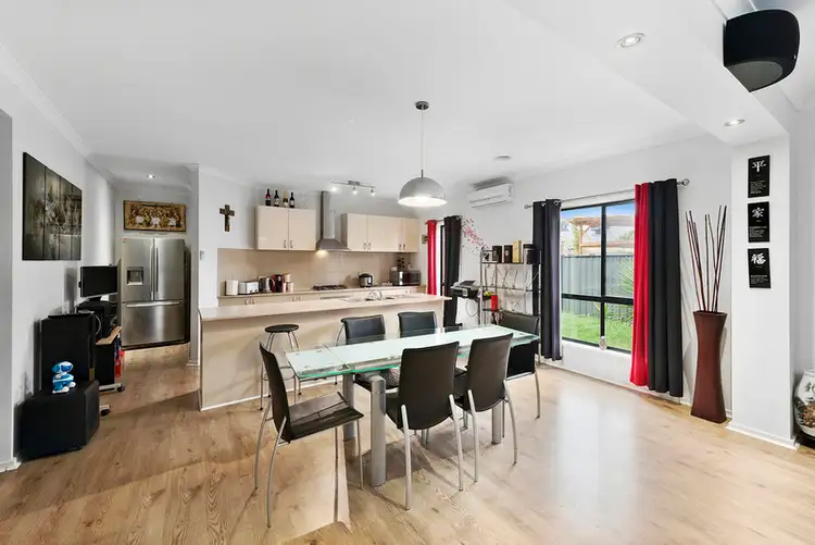 Fourth view of Homely house listing, 7 Howatt Place, South Morang VIC 3752