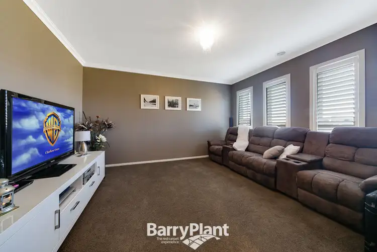 Second view of Homely house listing, 25 Lyrebird Avenue, Pakenham VIC 3810