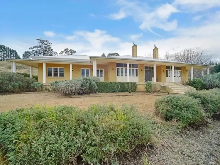 3 Evelyn Avenue, Bundanoon NSW 2578