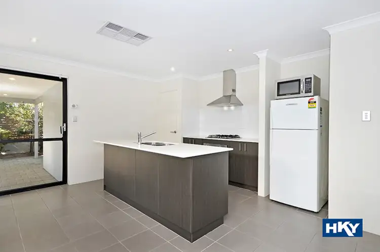 Fourth view of Homely house listing, 5/14 Redstone Trail, Ellenbrook WA 6069