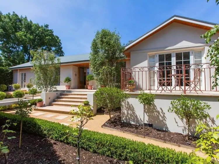 2 Kolora Crescent, Mount Eliza VIC 3930