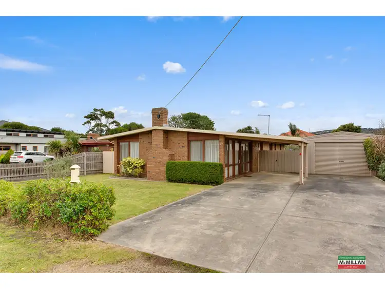 27 Coveside Avenue, Safety Beach VIC 3936